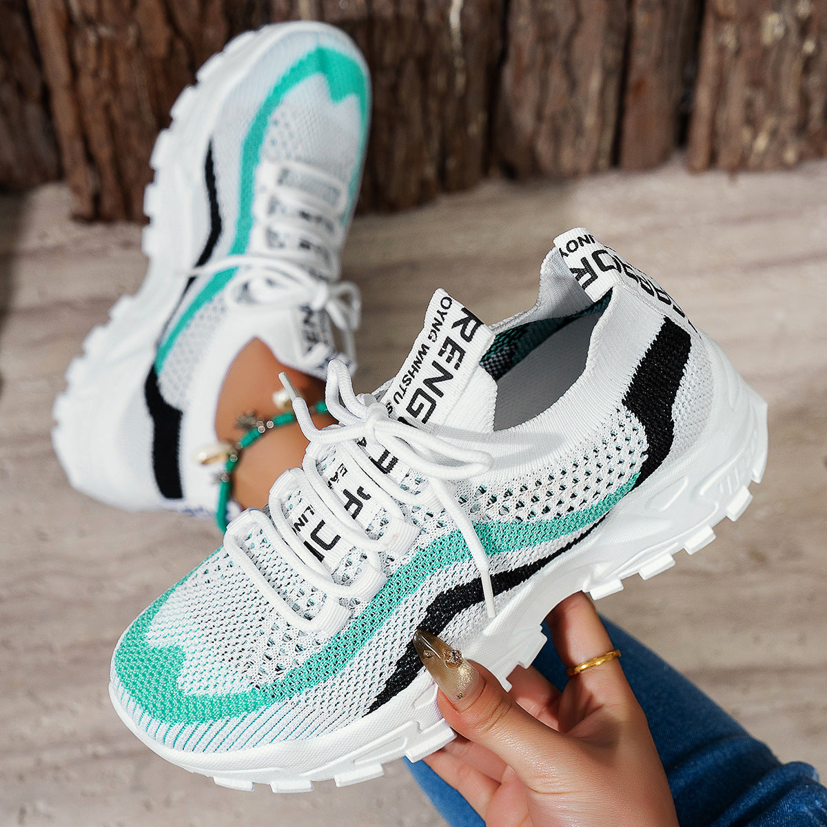 Women’s Fashion Soft-Bottom Sneakers – Breathable Lightweight Casual Shoes